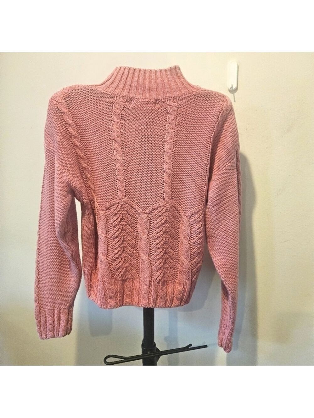 IDIOMS VINTAGE 80s WOMEN'S PINK CHUNKY CABLE KNIT TURTLENECK SWEATER SIZE MEDIUM - Picture 6 of 9